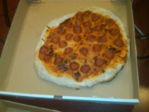 fez-makes-pizza-2