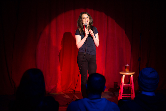 amber-nelson-on-stage-1